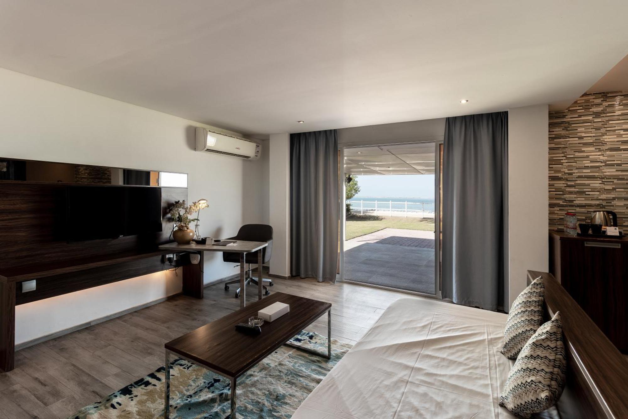 Barracuda Resort Umm al-Quwain Exterior foto