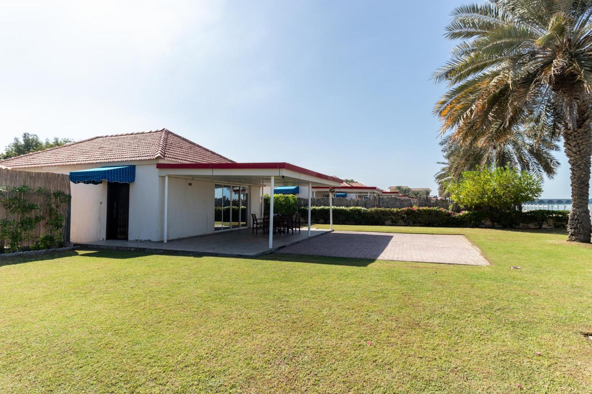 Barracuda Resort Umm al-Quwain Exterior foto